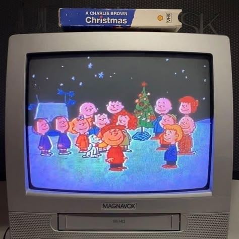 Lucy Charlie Brown Christmas, Nostalgia 2000s Christmas, 2010s Christmas Nostalgia, Christmas Nostalgia 2000s, Xmas Nostalgia, 2000s Christmas, 1980 Christmas, Merry Christmas Charlie Brown, Nostalgia Christmas