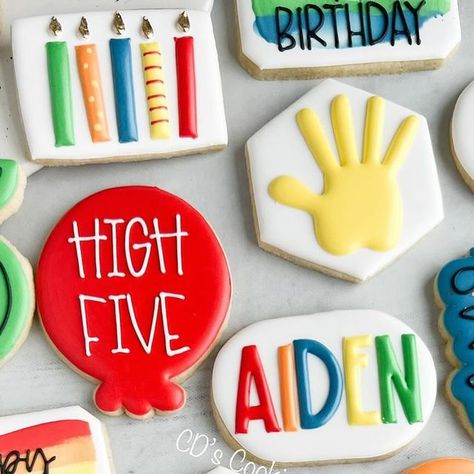 CD’s Cookies on Instagram: "Aiden’s High Five birthday! 🖐🏼🙏🏼" 5th Birthday Theme Ideas For Boys, 5th Bday Party Ideas Boys, Hi 5 Birthday Party Ideas, High Five Birthday Party Theme, Boys 5th Birthday Theme, Hi Five Birthday Party Decorations, High Five Birthday Party Cake, Hi Five Birthday Cookies, Hi Five Birthday Party Ideas Boys