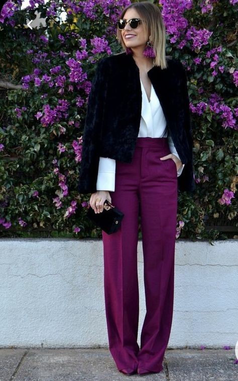 Purple Trousers Outfit, Purple Pants Outfit, Style Roots, Color Blocking Outfits, Color Combinations For Clothes, Purple Pants, Fall Outfits For Work, Looks Street Style, Fashion Mistakes