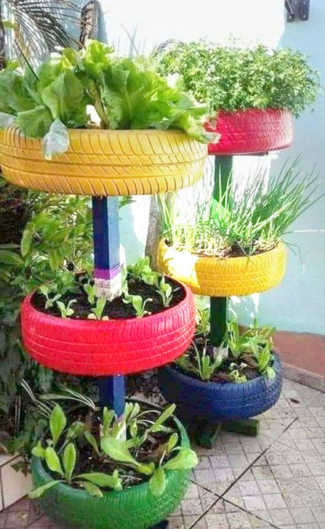 Coastal Porch, Large Porch, Tire Planters, Small Porch, Vintage Porch, Diy Home Garden, Container Vegetables, Rustic Porch, Home Garden Ideas