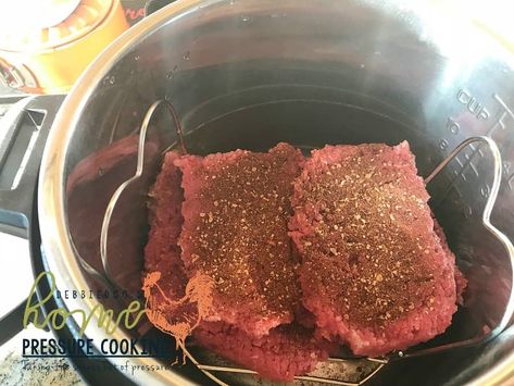 How to Make Cube Steak in The Instant Pot - Home Pressure Cooking Instant Pot Cube Steaks, Pressure Cooker Cube Steak, Frozen Cube Steak Instant Pot, Instapot Cube Steaks, Cube Steak Pressure Cooker Recipes, Minute Steak Recipes Instant Pot, Fun Family Dinners, Instapot Duo, Pressure Cooker Steak