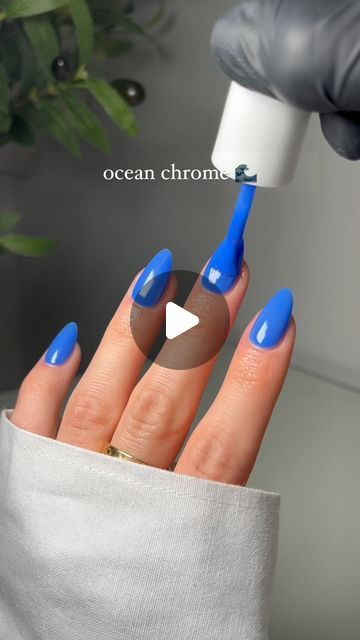 Jessica White on Instagram: "obsessed with this super rich blue with a chrome finish 🌊 

@opinailsuk dreams come blue 

#nails #nailreel #nailinspo #nailtrends #nailswatch #nailpainting #nailasmr #asmr #satisfying #satisfyingvideos #trending #trendingreels #nailcolour  #opi #askforopi" Chrome Blue Nails, Winter Blue Nails, Chrime Nails, Nails Navy, Nail Polish Art Designs, Jessica White, Festive Nail Art, Nail Polish Art, Blue Nail Designs