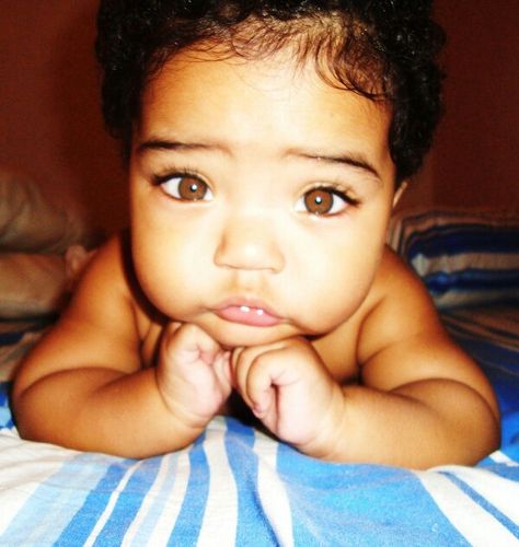 Amazing brown/hazel eyes ..CUTE! Happy Facts, Cutest Babies Ever, Beautiful Brown Eyes, Mixed Kids, Adorable Babies, Mixed Babies, Black Babies, Pretty Eyes, Future Kids