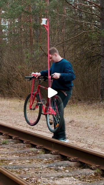 Rail Biking, Bike Decorating Ideas, Custom Mini Bike, Gas Powered Bicycle, Clever Animals, Bike Hacks, Bike Cart, Powered Bicycle, Cycle Shop