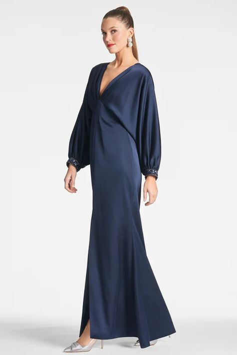 Mother of the Bride or Groom Dresses - Elegant Gowns – Sachin & Babi Midnight Blue Dress, Diwali Dresses, Sachin Babi, Blue Dress Formal, Mother Of Bride, Column Dress, Navy Blue Dress, Special Occasion Outfits, Gowns Of Elegance