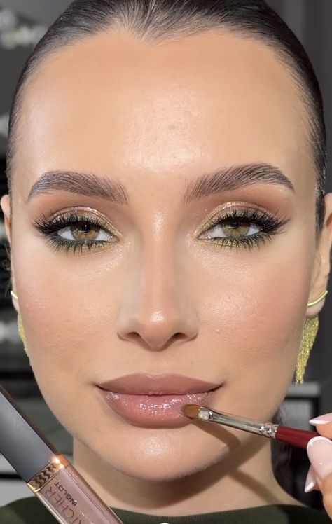 Army Green Eye Makeup, Eye Look For Green Dress, Lime Green Dress Makeup Ideas, Matte Eye Makeup Looks, Makeup To Match Emerald Green Dress, Bridesmaid Makeup Silver, Green Eyes Eye Makeup, Makeup Looks For A Green Dress, Grad Makeup For Green Eyes