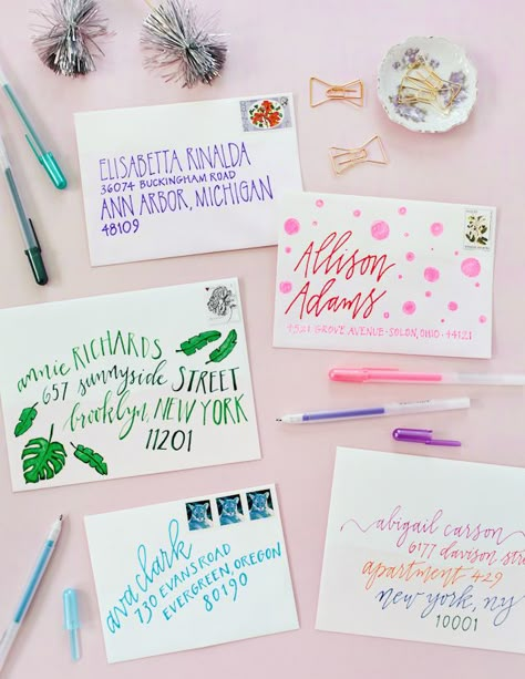 DIY Colorful Envelope Address Ideas with Sakura of America Glaze and Soufflé Pens / Oh So Beautiful Paper Snail Mail Diy, Do It Yourself Quotes, Envelope Address, Pen Pal Ideas, Snail Mail Ideas, Penpal Ideas, Snail Mail Art, Art Envelopes, Snail Mail Pen Pals