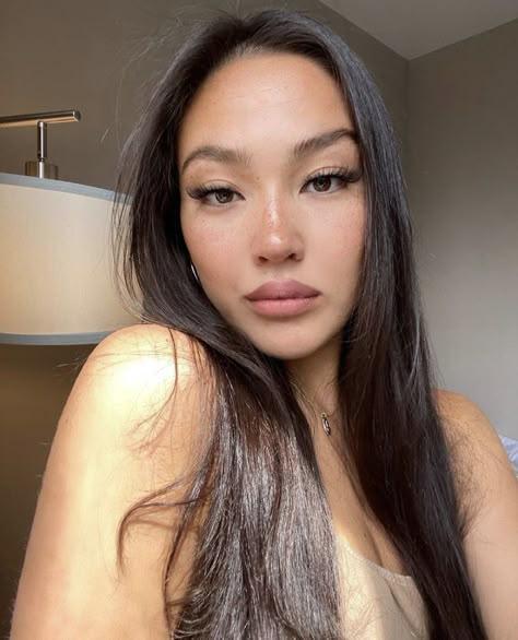 Asian Freckles, Wasian Makeup, Flawless Makeup Natural, Natural Makeup Styles, Festival Make Up Ideas, Makeup Natural Look, Makeup Asia, No Make Up Make Up Look, Pale Makeup