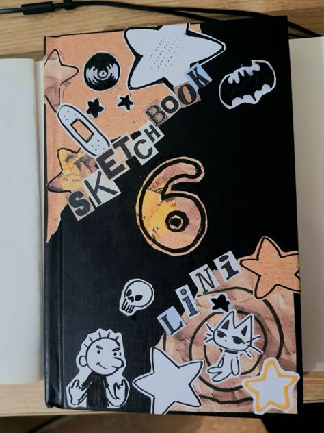 Note Book Cover Ideas Aesthetic, Decorating Sketchbook Cover, Sketchbook Cover Ideas Aesthetic, Sketchbook Front Cover Ideas, Art Book Cover Design, Aesthetic Notebook Cover Design, Sketch Book Cover Ideas, Sketch Book Cover, Sketchbook Cover Ideas