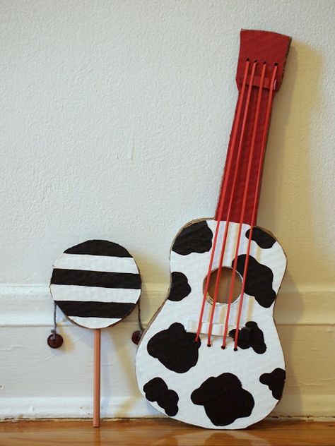 Pink Stripey Socks: Make a cardboard guitar Cardboard Guitar, Music Instruments Diy, Instruments Diy, Instrument Craft, Homemade Instruments, Diy Instruments, Handmade Charlotte, Diy Musical Instruments, Super Party