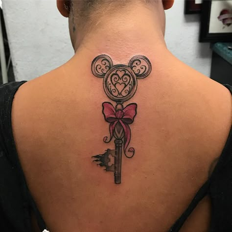 Disney Key Tattoo, Mickey And Minnie Tattoos, Tattoos Disney, Minnie Tattoo, Mouse Tattoo, Mickey Mouse Tattoo, Key Tattoo, Mouse Tattoos, Zen Doodle Patterns