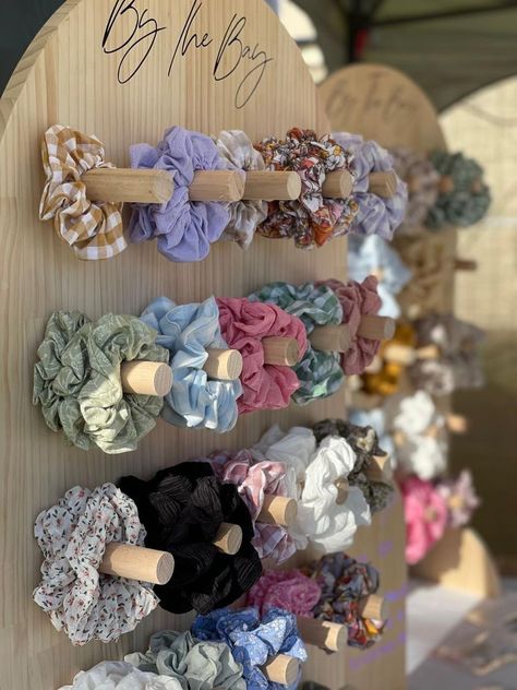 Shipping Ideas For Small Business, Stall Ideas For Small Business, Small Stall Ideas, Small Business Stall Ideas, Scrunchie Display Ideas, Vendors Booth Ideas Display, Scrunchies Display Ideas, Stalls Decoration Ideas, Small Shop Ideas Business