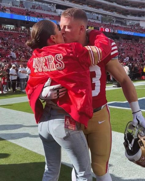 Olivia Frances Culpo on Instagram: "Winner winner! 💥❤️ @49ers Shoes @ammondeatelier @fwrd Jeans @agolde @fwrd" Nfl Wives, Footballers Wives, Football Wags, Christian Mccaffrey, Olivia Culpo, Nfl Fans, Fire Fits, Championship Game, Running Back