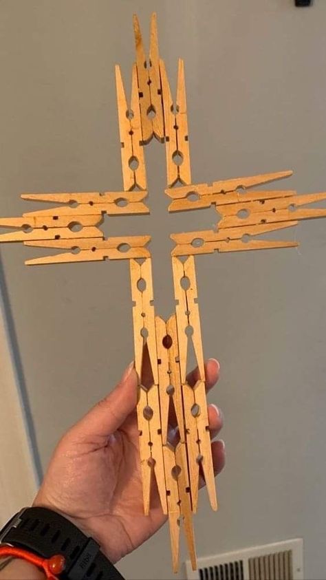 Clothespin Crosses, Crosses Designs, Clothespin Cross, Clothespin Crafts Christmas, Wooden Cross Crafts, Clothespin Diy Crafts, Wooden Clothespin Crafts, Clothespins Diy, Clothespin Art