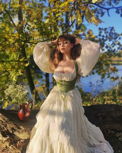 Ren Faire Outfits, Museum Studies, Morris Print, Fair Outfits, Sax Dress, Gunne Sax Dress, Cottagecore Dress, Corset Belt, My Wedding Dress