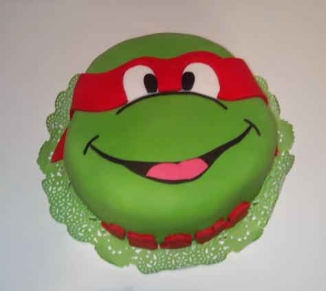 Tarta Tortugas ninja Ninja Birthday Cake, Ninja Turtle Theme Party, Ninja Turtle Birthday Cake, Ninja Turtle Cupcakes, Tmnt Cake, Ninja Cake, Lego Invitations, Turtle Birthday Parties, Tmnt Birthday