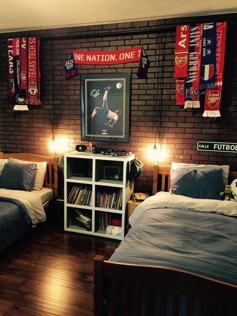 Sports Bedroom Aesthetic, Football Bedroom Aesthetic, Football Room Decor Ideas, Room Ideas Football, Faux Brick Wall Bedroom, Football Room For Boys, Football Room Ideas, Sporty Room, Boys Bedroom Paint Ideas