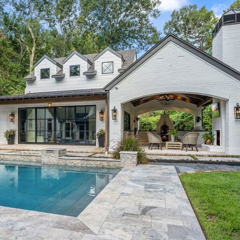 Dream Guest House, Lakeside Pool Ideas, Backyard With Pool And Covered Patio, Outdoor Covered Patio Ideas With Pool, Southern Pool House, Man Cave Pool House, Luxury Pool House Interior, Pool House With Porch, Barndominium Ideas With Pool