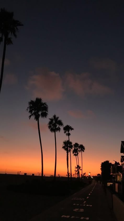 Cali Wallpapers, California Sunset Wallpaper, California Sunset Aesthetic, Cali Pics, Sunset In California, Sunset Beach California, Cali Sunset, Sunset Beach Aesthetic, California Night