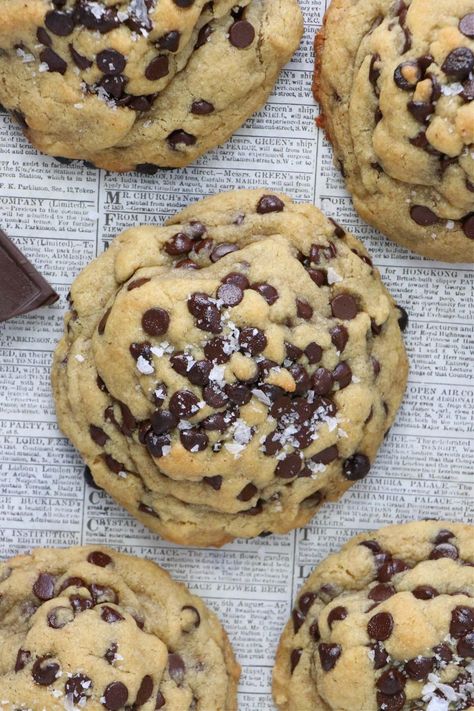 Tahini Chocolate Chip Cookies, Cranberry Pistachio Cookies, Levain Cookies, Tahini Chocolate, Giant Cookies, American Cookies, Mint Chocolate Chip Cookies, Chocolate Chip Pecan Cookies, Yorkshire Puddings