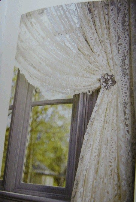 Shabby Chic Kitchen Curtains, French Lace Curtains, Rideaux Shabby Chic, Shabby Chic Decorating, Shabby Chic Living, Shabby Chic Living Room, Shabby Chic Bathroom, Shabby Chic Bedrooms, Chic Bathrooms