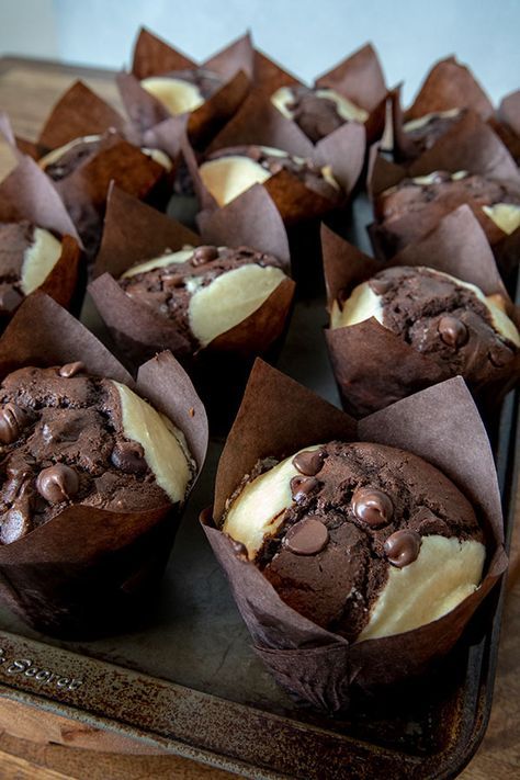 Chocolate Chocolate Chip Muffins, Chocolate Chip Muffin, Homemade Muffins, Chocolate Chocolate, Chocolate Chip Muffins, Chocolate Muffins, Cupcake Muffins, Chocolate Cupcakes, Muffin Recipes