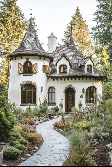 Vintage Small House, Storybook Style Homes, Fairy Cottage House, Gem Looks, European Houses, Sims Building Ideas, Fairytale Houses, Casa Hobbit, Cottage Houses