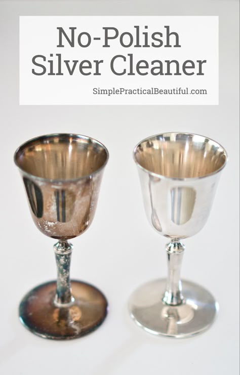 Cleaning Tarnished Silver, Latina Jewelry, Cleaning Silver, Oven Safe Bowls, Cleaning Painted Walls, Clean Jewelry, How To Clean Silver, Silver Cleaning, Tarnish Remover