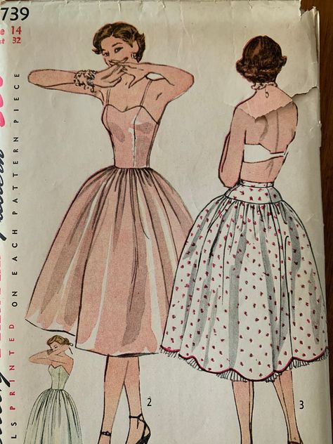 Excited to share this item from my #etsy shop: 50s Simplicity 3739 Misses' Petticoat - size 14 1950s Petticoat, 50s Summer, Petticoat Pattern, 50s Patterns, Lingerie Pajamas, Vintage Dress Patterns, Dress Making Patterns, Half Slip, 50s Fashion