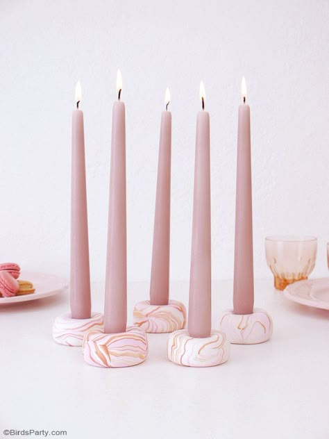 Botanical Tablescape, Masculine Tablescape, Desserts Table, Clay Candle Holders, Centerpiece Party, Diy Unicorn, Diy Chocolate, Marble Candle Holder, Clay Candle