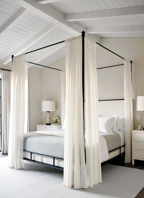 Tour a Minimalist Los Angeles Home by Kathryn Ireland - Gorgeous California Home Photos Cream And White Bedroom, Iron Canopy Bed, Four Poster Bed, Four Poster, Poster Bed, Bedroom Ceiling, Primary Bedroom, Iron Bed, Canopy Bed