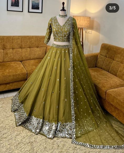 Trending Lehenga Designs, Trending Lehenga, Lehenga For Girls, New Lehenga, Latest Lehenga Designs, Haldi Dress, Bridal Lehenga Designs, Simple Lehenga, Wedding Dress Bustle