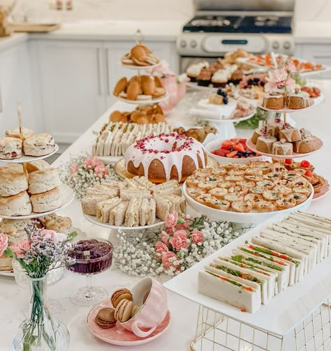 Afternoon Tea Grazing Table, perfect for baby or bridal showers, birthdays and special occasions! Tea Grazing Table, Bridal Shower Tea Party Theme, High Tea Baby Shower, Tea Party Outfit, 4de Verjaardag, Bridgerton Party, Sweet Tea Recipes, Tea Party Tea, English Tea Party