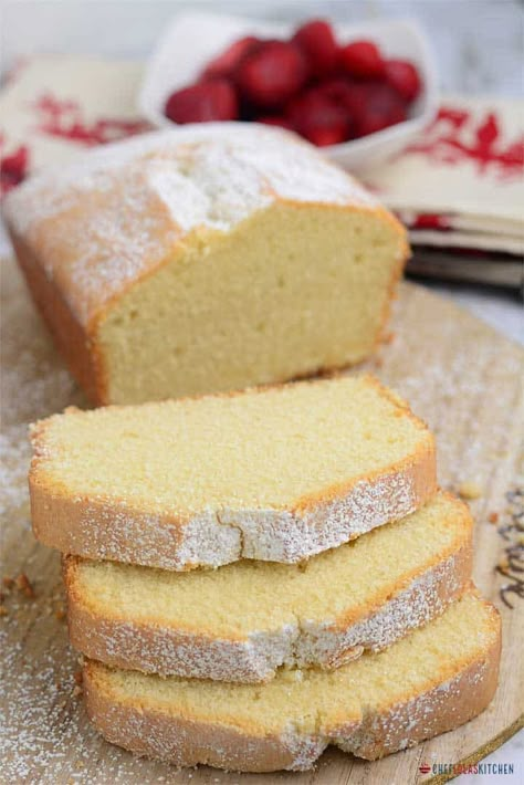 Vanilla Loaf Cake, Vanilla Pound Cake Recipe, Easy Pound Cake, Lemon Yogurt Cake, Vanilla Pound Cake, Pound Cake Recipes Easy, Baked Items, Breakfast Muffin, Loaf Cake Recipes