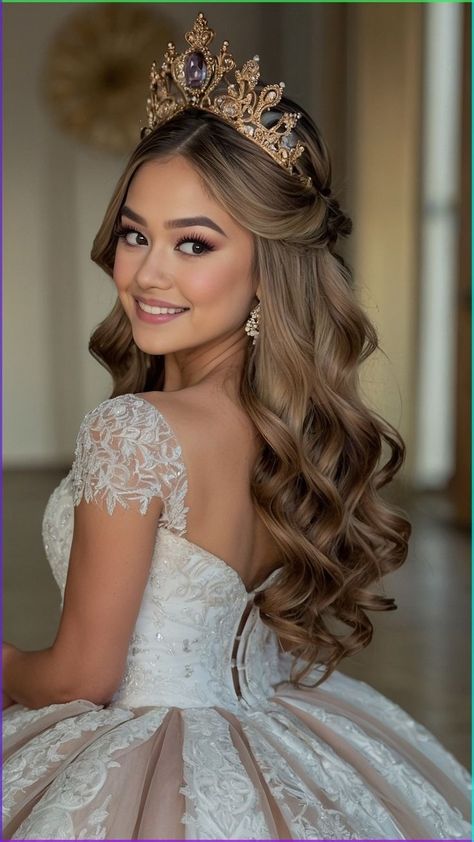 Quinceanera Hair Half Up Half Down, 15 Hairstyles With Crown Half Up, Quince Simple Hairstyles, Quinceanera Hairstyles For Short Hair Half Up Half Down, Quince Hair Styles Down, Half Up Half Down With Crown, Full Crown Hairstyles, Hairstyles For A Crown, Quince Short Hairstyles