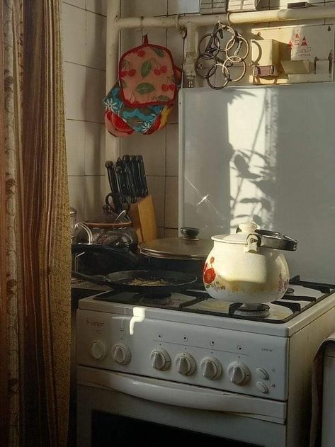 Grandma Aesthetic, Childhood Aesthetic, Nostalgia Aesthetic, Europe Aesthetic, European Aesthetic, East Europe, Grandmas House, Eastern European, Eastern Europe