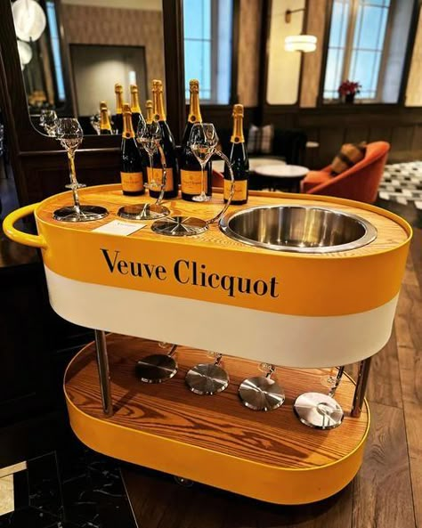 Hawthorn Dining | Partake in a refined experience, where tradition meets indulgence. Introducing the Veuve Clicquot champagne cart, now elevating Afternoon… | Instagram Champagne Activation, Veuve Clicquot Party, Veuve Party, Bar Cart Wood, Candy Bar Cupcakes, Champagne Cart, Trolley Design, Cocktails Cart, Bar Portable