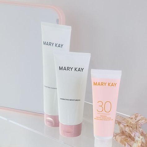 Elizabeth Vincent (@elizabethvmk) • Instagram photos and videos Mary Kay Inc, Mary Kay Foundation, Hosting A Party, Summer Products, Hostess Rewards, Mary Kay Business, Hydrating Moisturizer, Facial Sunscreen, Summer Skincare