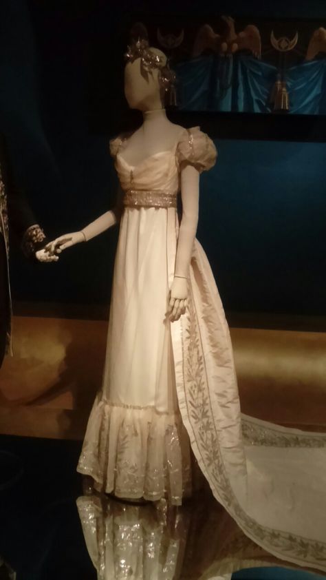 1820s Wedding Dress, Regency Wedding Gown, Princess Dress 1800, 1810s Dress Ball Gowns, Regency Debutante Dress, Regency Royal Dress, Royal Dresses Princesses Vintage, Regency Era Ball Gowns, Georgian Era Dress