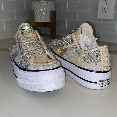 Custom Converse Designed In Ab White Pearls, Ab Oyster Pearls, Silver Dollar Pearls, Ab Rhinestones, And Sunlit Rhinestones! Shoes Are Topped Off With Beautiful Ab Rhinestone Laces! Sequin Converse, Ball Outfits, Converse Design, Sneaker Ball, Converse Classic, High Top Chucks, Converse Platform, Bling Sandals, Chuck Taylor All Star Lift