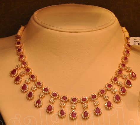 Diamond and Ruby Necklace ~ Latest Jewellery Designs Unique Necklace Designs, Ruby Necklace Designs, Gold Ruby Necklace, Latest Jewellery Designs, Ruby Jewelry Necklaces, Beautiful Diamond Necklace, Indian Wedding Jewelry Sets, Neck Pieces Jewelry, Indian Bridal Jewelry Sets