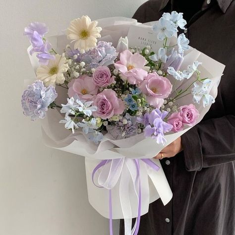 Flower Boquet, Luxury Flower Bouquets, Flower Bouquet Diy, Prettiest Bouquet, Boquette Flowers, A Bouquet Of Flowers, Flowers Bouquet Gift, Flower Therapy, Beautiful Bouquet Of Flowers