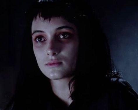 Lydia Deetz is a whole vibe 🦇 . . . . . . #lydiadeetz #winonaryder #beetlejuice #beetlejuice2 #timburton #halloween #halloweencountdown #autumn #autumnvibes #autumnmood #fall #fallvibes #movie #film #explore #explorepage #foryou #foryourpage #fyp #trending #picoftheday Lydia Deetz Pfp Movie, Lydia Beetlejuice Pfp, Iconic Halloween Characters, Lydia Deetz Pfp, Lydia Deetz Icon, Halloween Icons Aesthetic, Beetlejuice Pfp, Beetlejuice Lydia, Lydia Beetlejuice