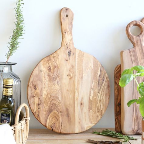 Perfect Cheese Board, Pizza Board, Wood Pizza, Wooden Serving Boards, Lisa Angel, Fav Color, Wood Serving Board, Olive Trees, Pizza Party