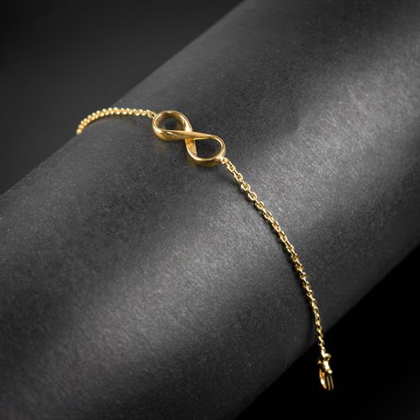 GemFormingStudio D E T A I L S Gift Infinity Bracelet-Gold Infinity Bracelet-Dainty Linked Infinity Bracelet-Feather Bracelet-Eternity Bracelet- Infinity Gift-Gift For Her [GFS4651] Stone Name : Without Gemstone Weight: 3.62 gm Material: Brass Polish: All Plating are Available . Contact us for wholesale prices. R I N G S https://www.etsy.com/in-en/shop/GemFormingStudio?section_id=22783374 B E A D S https://www.etsy.com/in-en/shop/GemFormingStudio?section_id=22828835 W A N D S https://www.etsy.co Gold Infinity Bracelet, Delicate Gold Bracelet, Brass Polish, Eternity Bracelet, Linked Bracelet, Gold Bracelet Simple, Dainty Gold Bracelet, Feather Bracelet, Bracelets Design