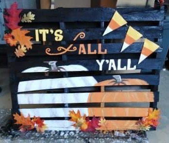 Diy Fall Pallet Projects, Halloween Pallet Painting Ideas, Fall Pallets Ideas, Diy Fall Pallet Signs, Fall Decor With Pallets, Fall Pallet Painting Ideas, Pallet Fall Projects, Pallet Fall Decorations, Pallet Holiday Projects