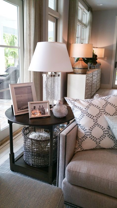 Side Table Decor, Hgtv Dream Home, Table Decor Living Room, Side Table Design, Living Room Side Table, Living Room End Tables, Decor Minimalist, A Living Room, Living Room Coffee Table