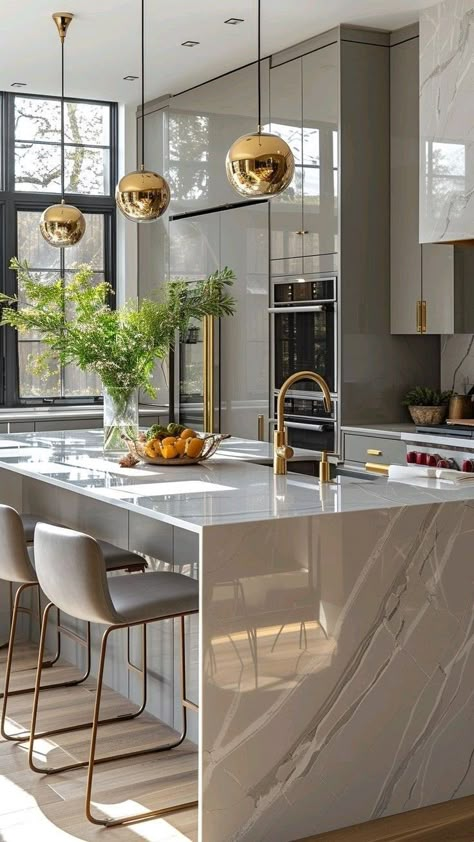 Best Kitchen Layout, Kitchen Backsplash Trends, Elegant Kitchen Design, Desain Pantry, Dream Kitchens Design, Kitchen Interior Design Decor, Kitchen Interior Design Modern, Kitchen Design Plans, Elegant Kitchens