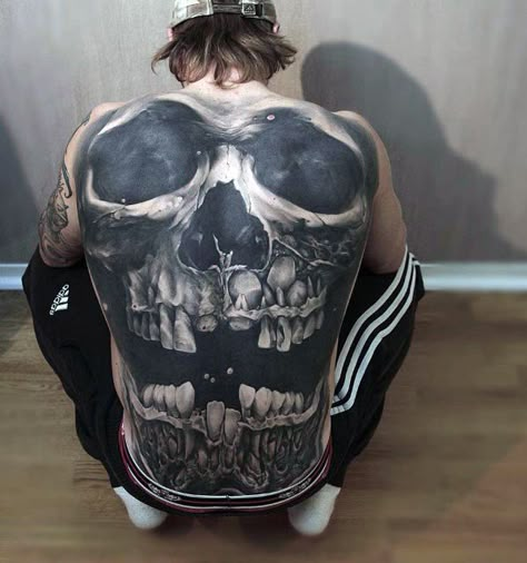 40 Skull Back Tattoo Designs For Men - Masculine Ink Ideas Skull Back Tattoo, Tatuaje Trash Polka, Skull Hand Tattoo, Back Piece Tattoo, Men Tattoos Arm Sleeve, Bone Tattoos, Full Back Tattoos, Back Tattoos For Guys, Geniale Tattoos