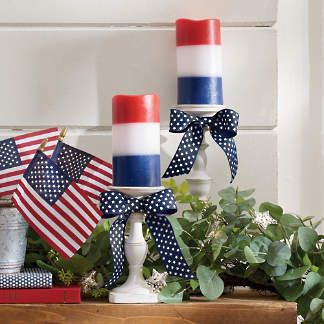 Patriotic Decorating Ideas, Patriotic Decor Ideas, Patriotic Candles, Memorial Day Decorations, Wreath Storage, Fourth Of July Decorations, 4th July Crafts, Forth Of July, 4th Of July Decor